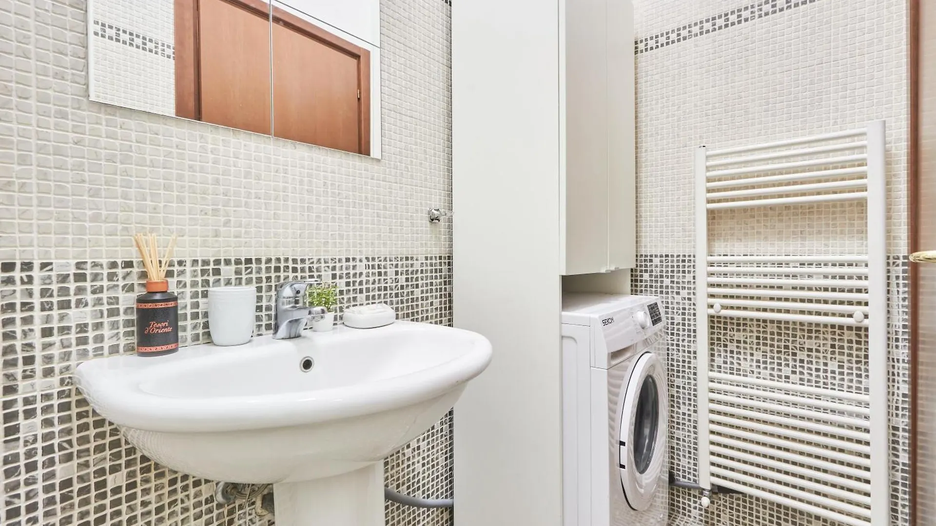 Apartment Easylife - Accogliente Monolocale Con Arredamento Minimal In Zona Stazione Centrale Milan Italy