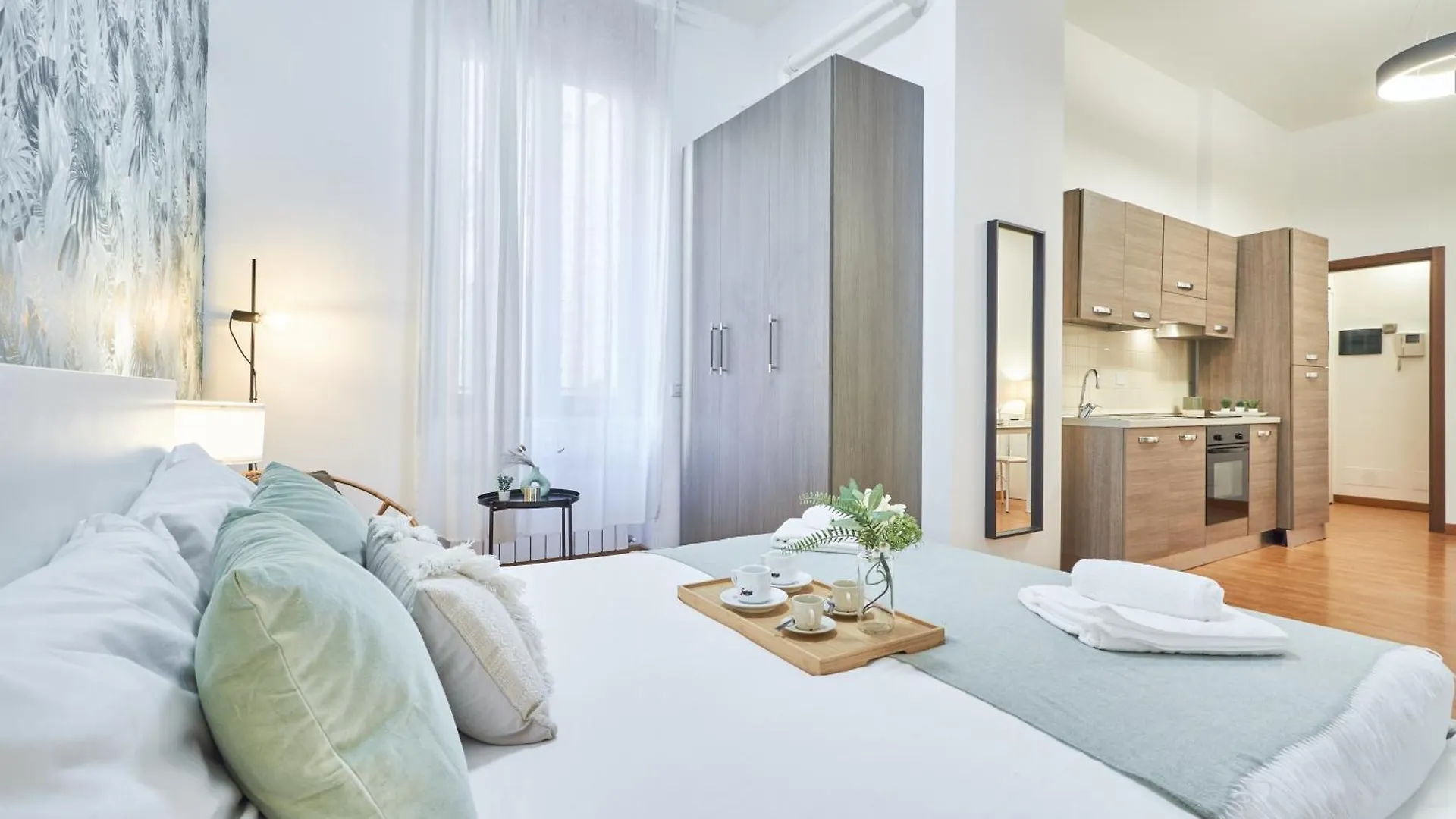 Easylife - Accogliente Monolocale Con Arredamento Minimal In Zona Stazione Centrale Milan Italy